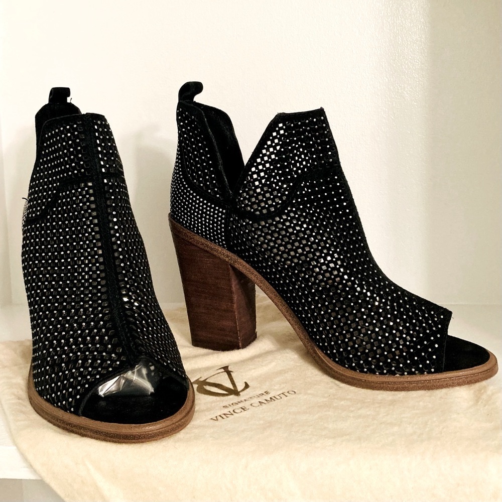 Vince Camuto “Kiminni” Booties (9)